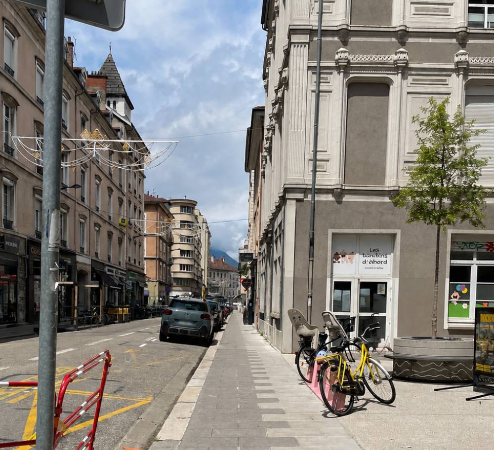 Rocky pop Grenoble - Rue à gauche